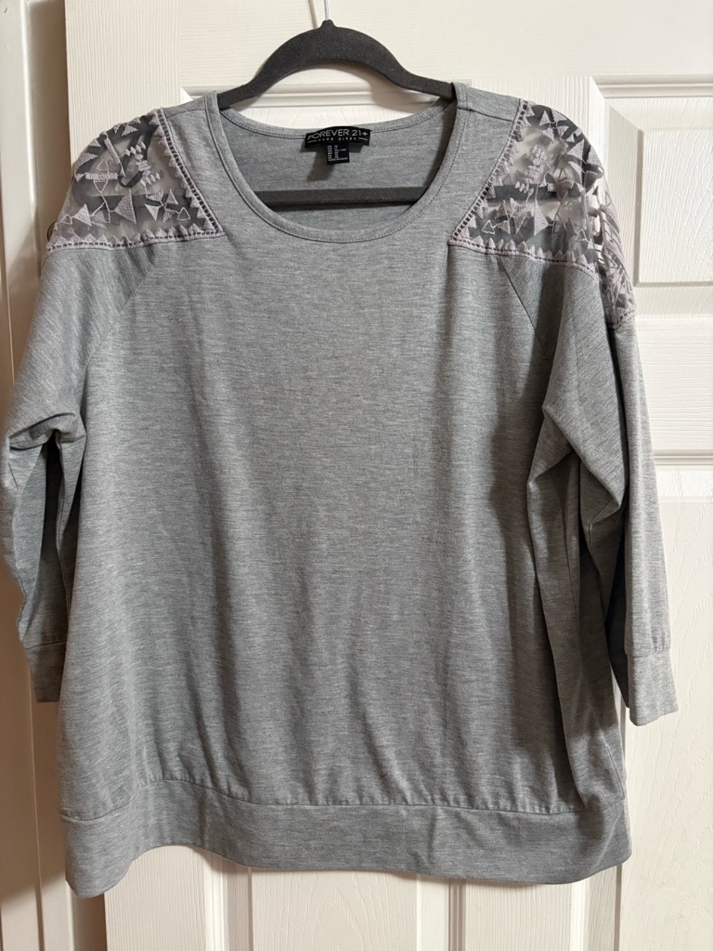 Forever 21 gray women's blouse 3/4 length sleeves sheer shoulders size 1X